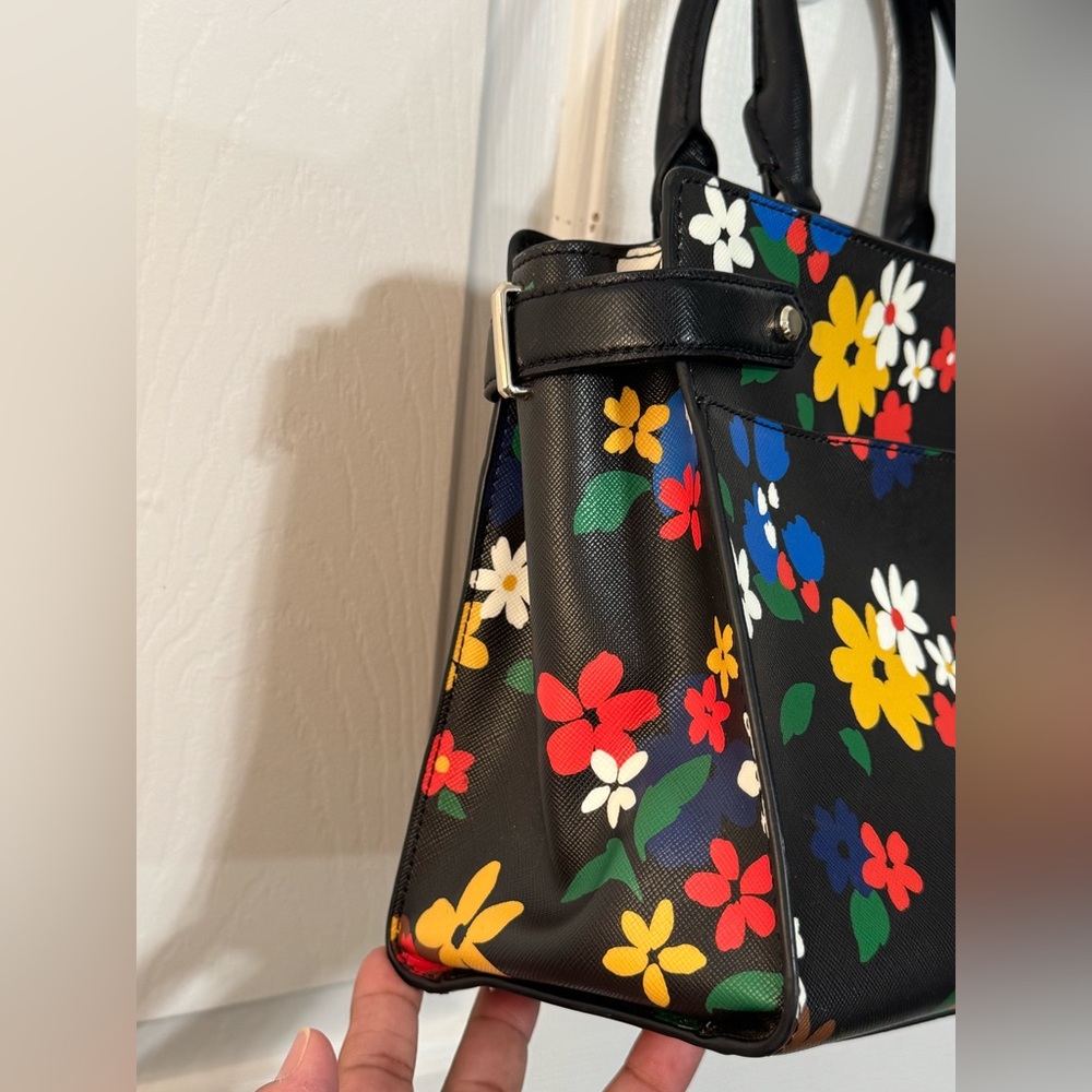 KATE SPADE New York STACI FLORAL MEDIUM SATCHEL - Picture 5 of 13
